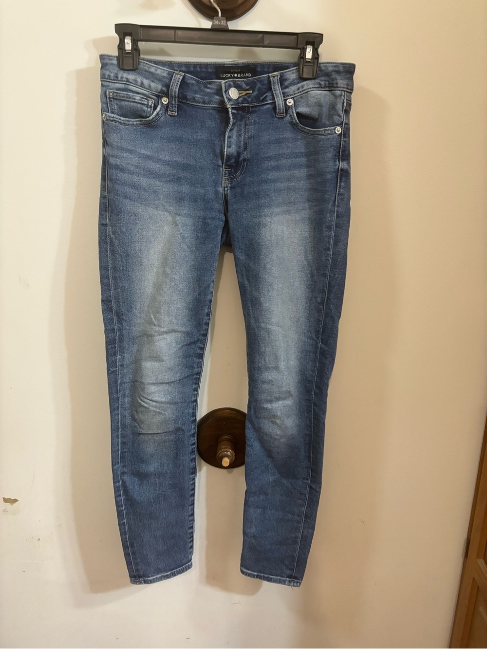 Lucky Brand Women's Faded Blue Skinny Jeans